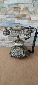 livre-dor-audio-type-telelphone-scaled
